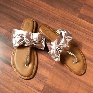 LIKE NEW - rose gold bow sandals size 10